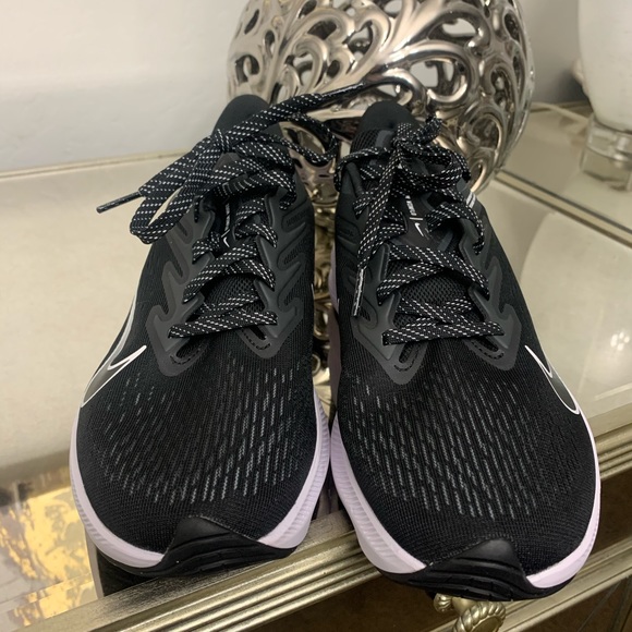 Nike Zoom Winflo 7 - Picture 3 of 5